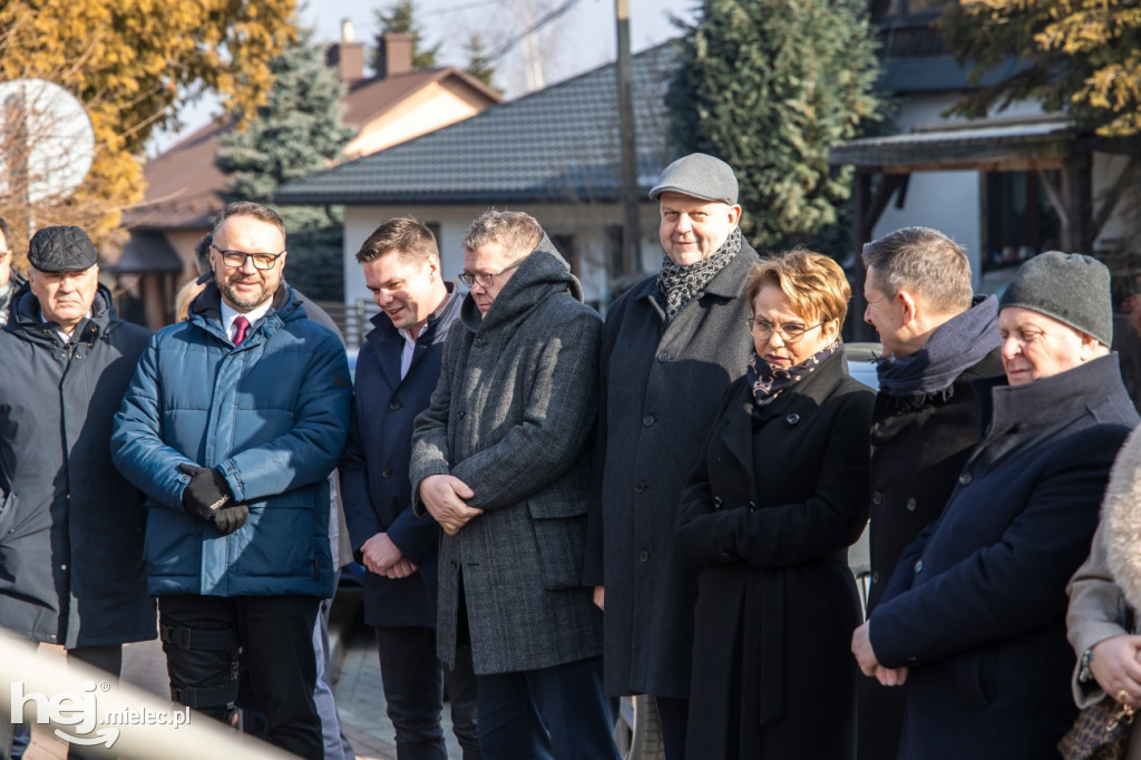 Oficjalne otwarcie podstacji pogotowia w Przecławiu