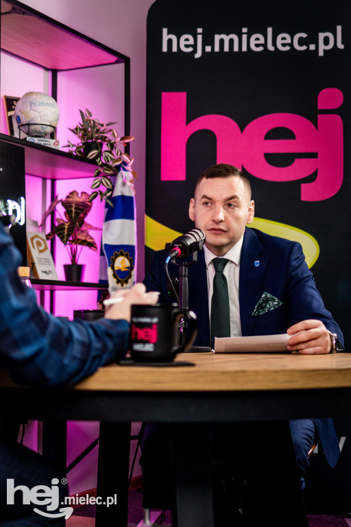 KRZYSZTOF SZOSTAK w hej.mielec.pl