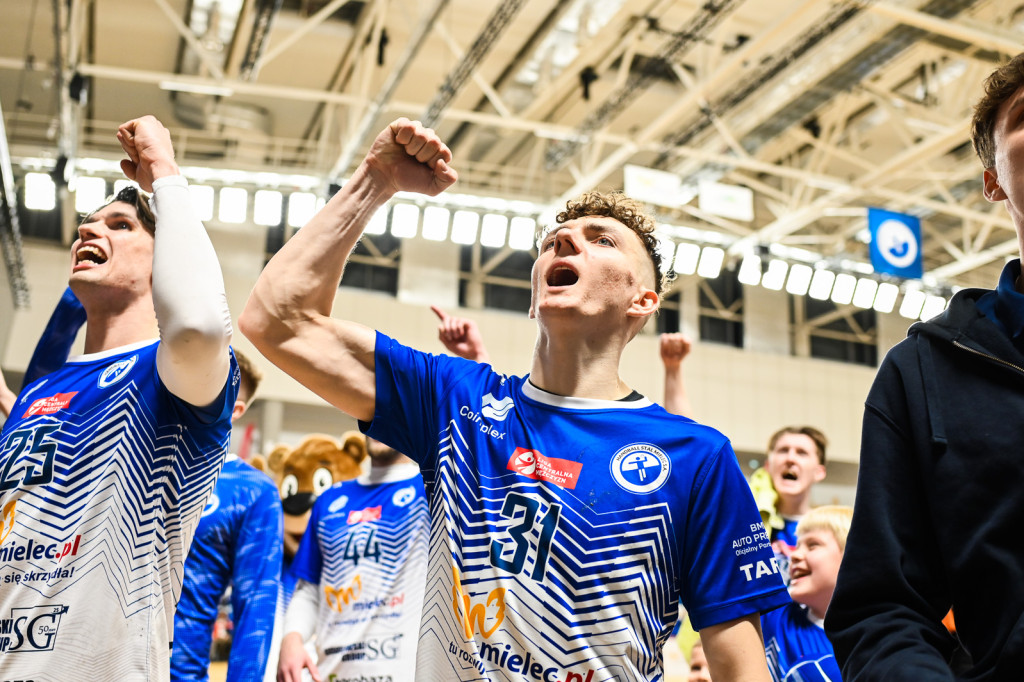 HANDBALL STAL MIELEC – MIEDŹ SIÓDEMKA HURAS LEGNICA