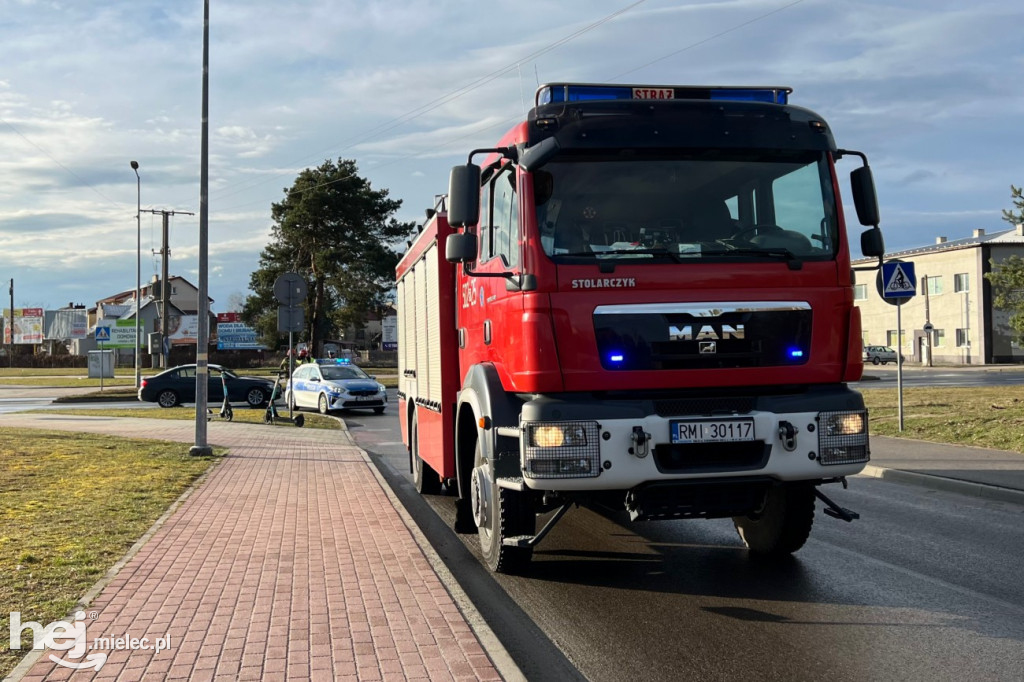 Wypadek na wjeździe na Królowej Jadwigi