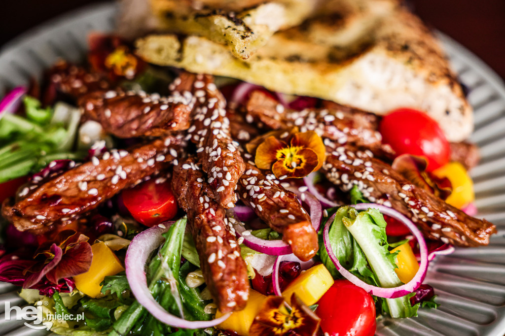 Restauracja Kraftowa – smak tradycji i nowoczesności w Mielcu!