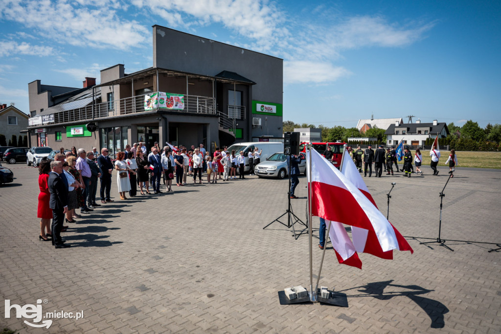 Rondo Konstytucji 3 Maja w Woli Mieleckiej