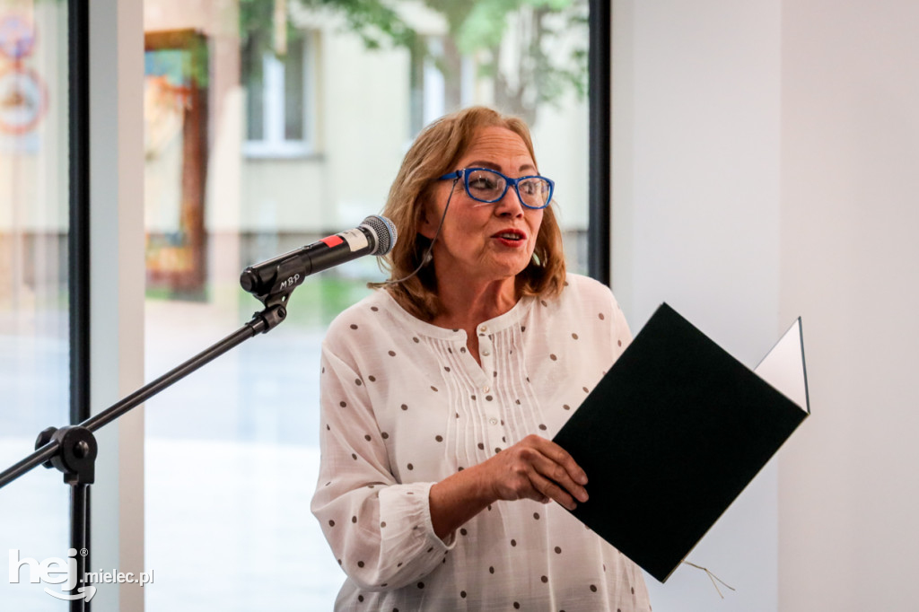 Obrazy Zbigniewa Magleckiego w Bibliotece