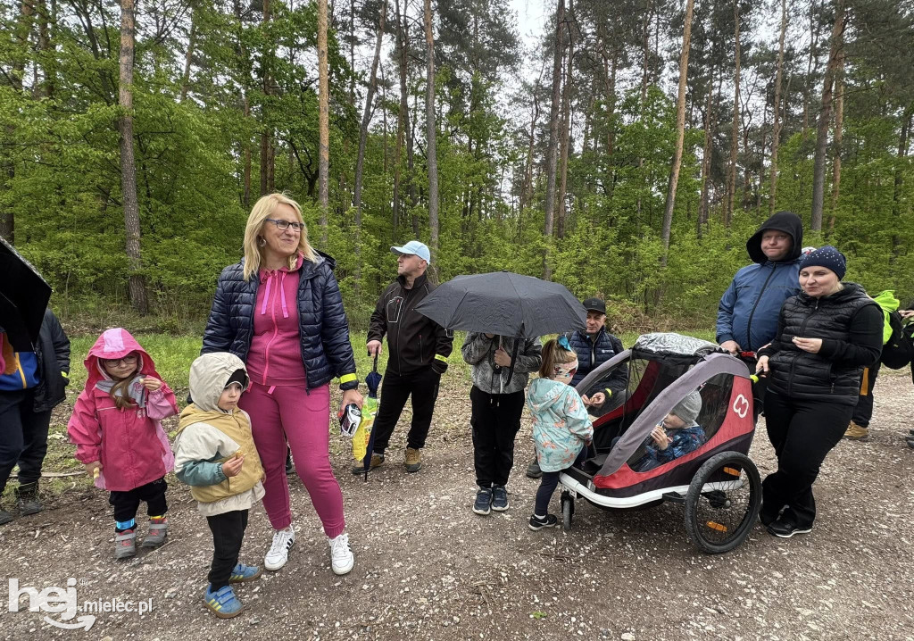 Rajd Budzimy wiosnę w piątkowskich lasach
