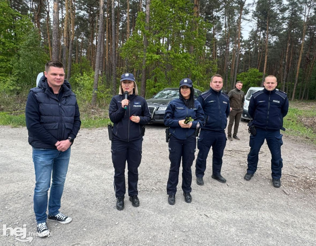 Rajd Budzimy wiosnę w piątkowskich lasach