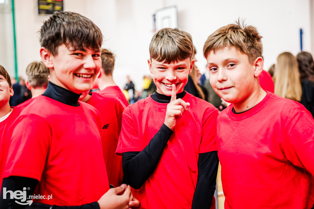 Nowy kompleks sportowy w Dobryninie oficjalnie otwarty