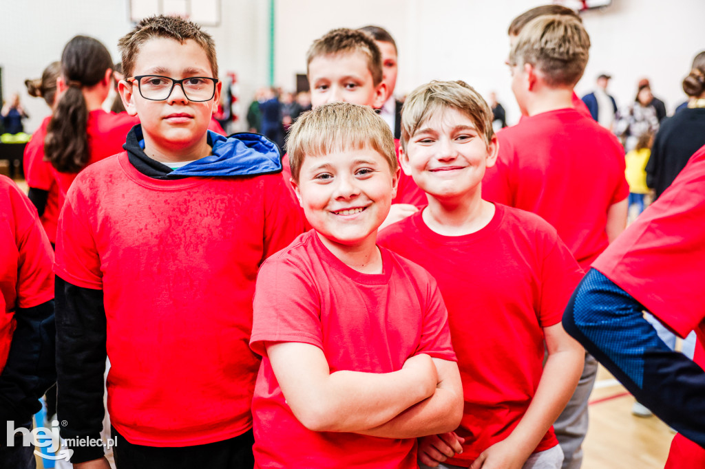 Nowy kompleks sportowy w Dobryninie oficjalnie otwarty