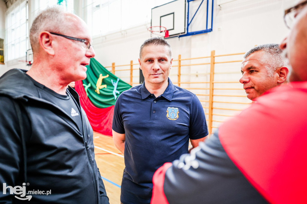 Nowy kompleks sportowy w Dobryninie oficjalnie otwarty