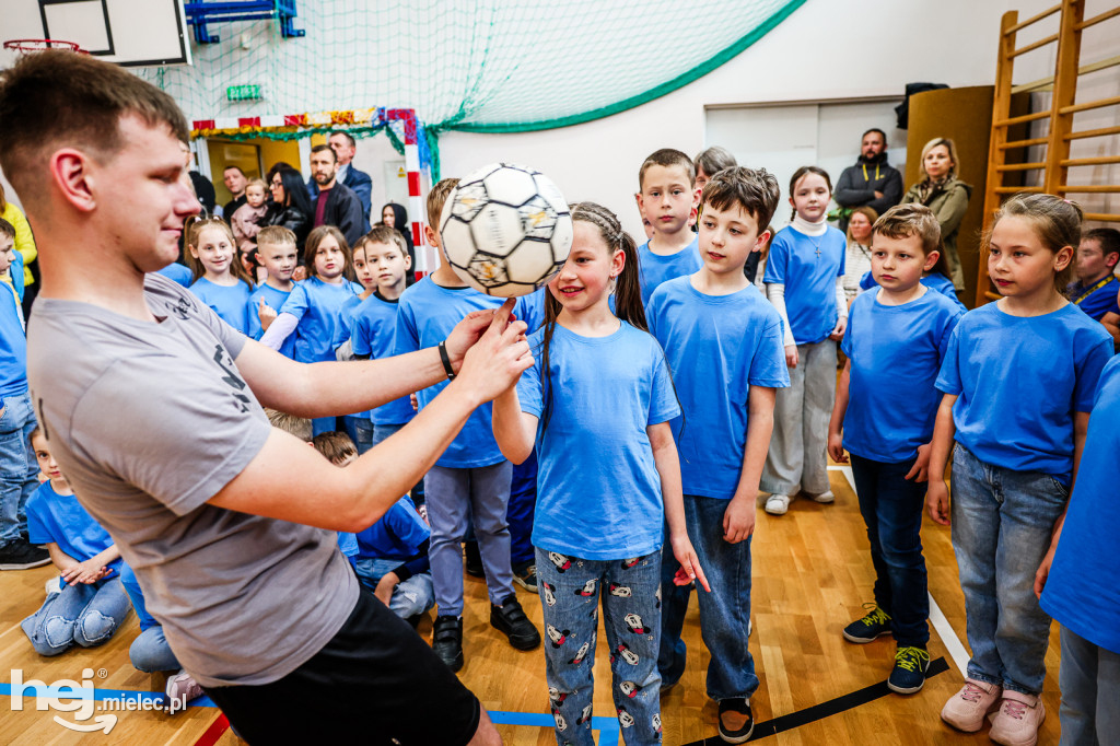 Nowy kompleks sportowy w Dobryninie oficjalnie otwarty