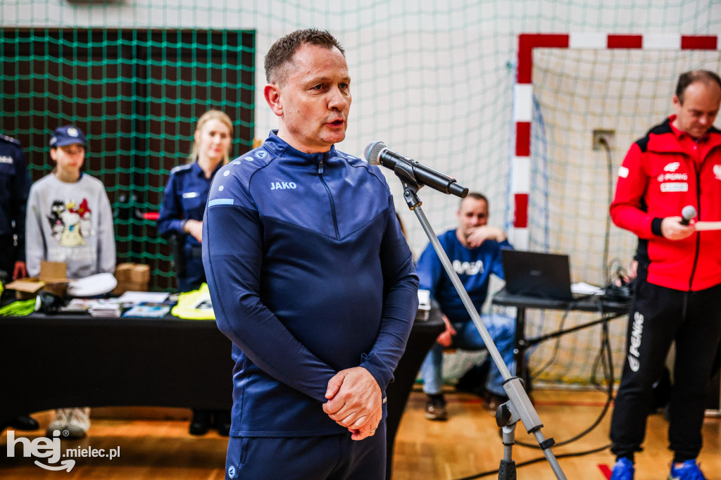 Nowy kompleks sportowy w Dobryninie oficjalnie otwarty