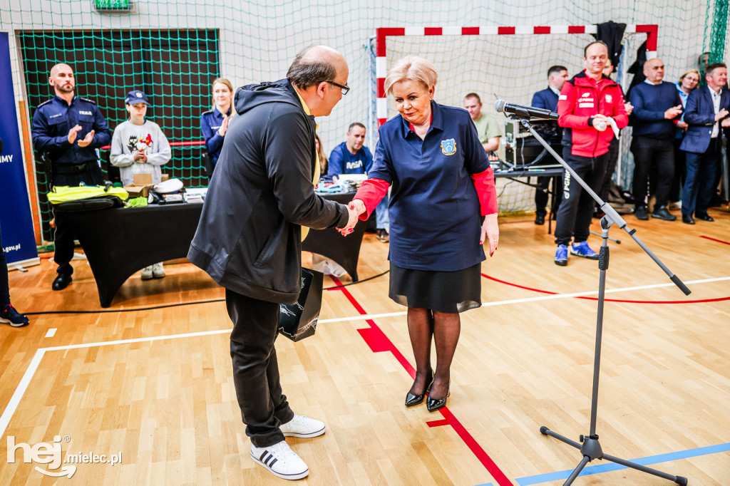 Nowy kompleks sportowy w Dobryninie oficjalnie otwarty