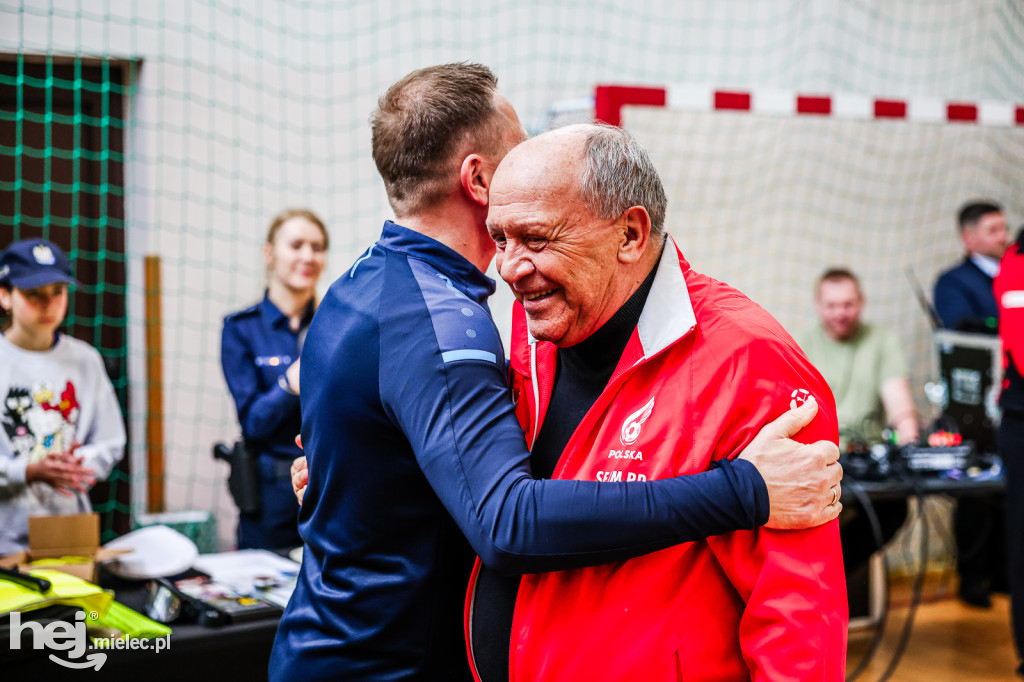 Nowy kompleks sportowy w Dobryninie oficjalnie otwarty