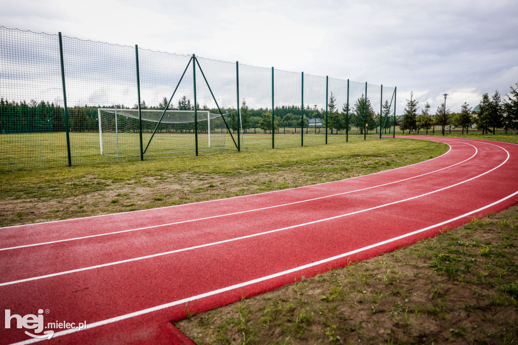 Nowy kompleks sportowy w Dobryninie oficjalnie otwarty