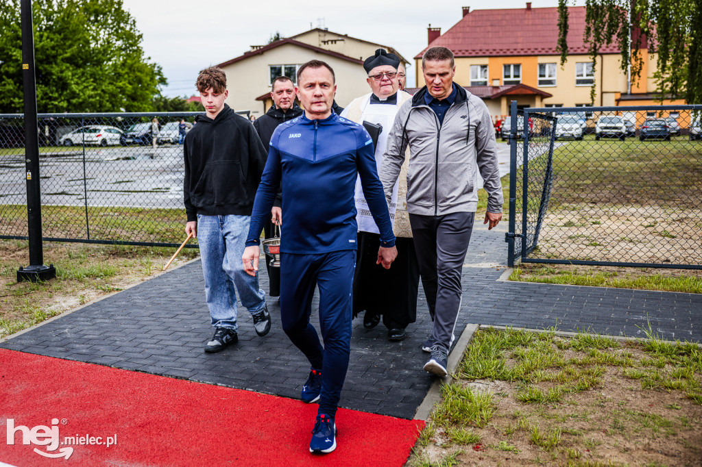 Nowy kompleks sportowy w Dobryninie oficjalnie otwarty
