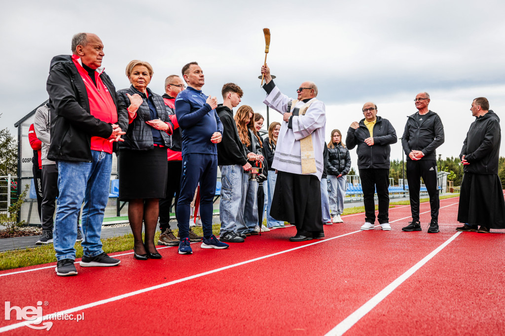 Nowy kompleks sportowy w Dobryninie oficjalnie otwarty