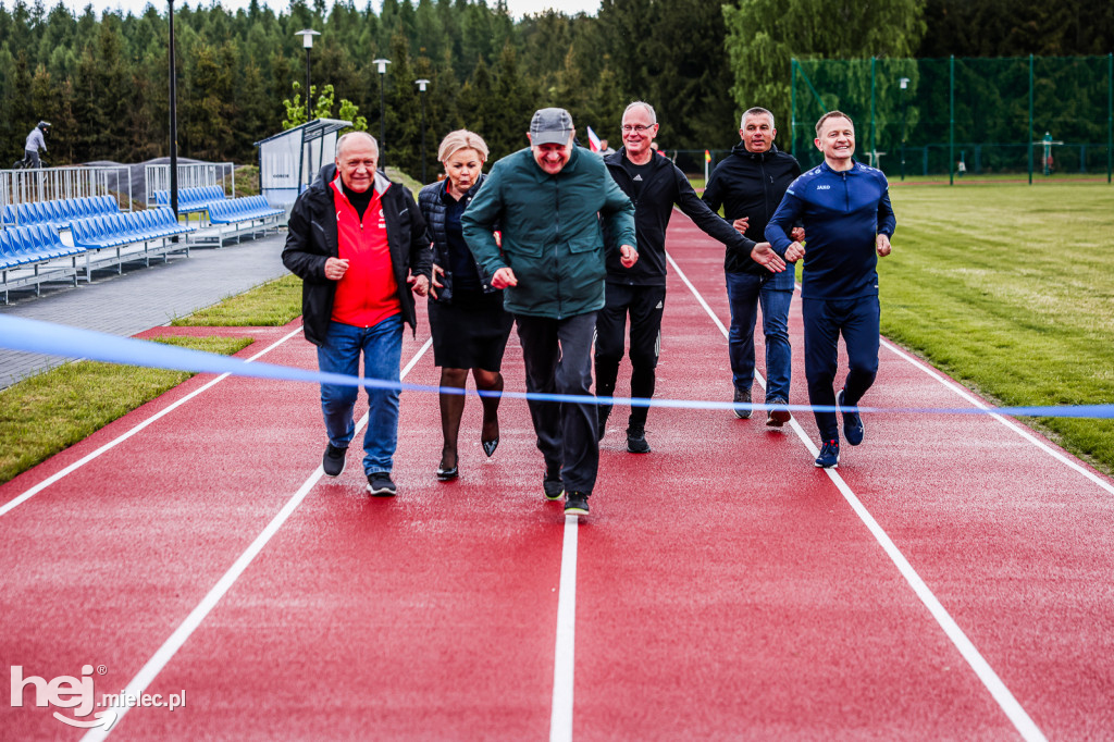 Nowy kompleks sportowy w Dobryninie oficjalnie otwarty