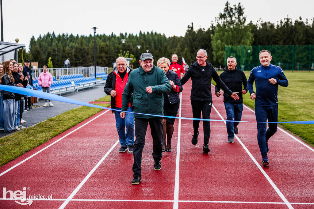 Nowy kompleks sportowy w Dobryninie oficjalnie otwarty