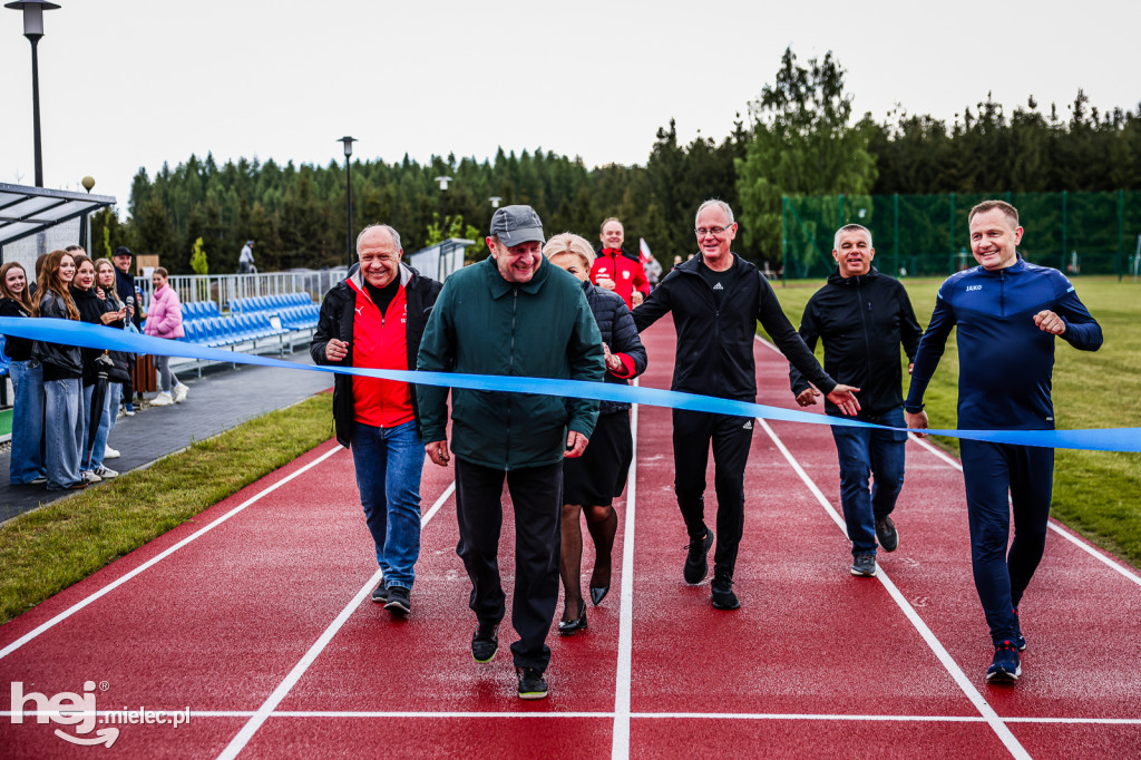 Nowy kompleks sportowy w Dobryninie oficjalnie otwarty