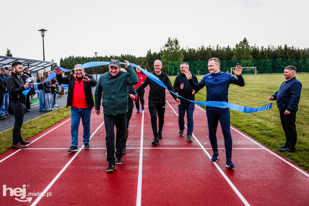 Nowy kompleks sportowy w Dobryninie oficjalnie otwarty