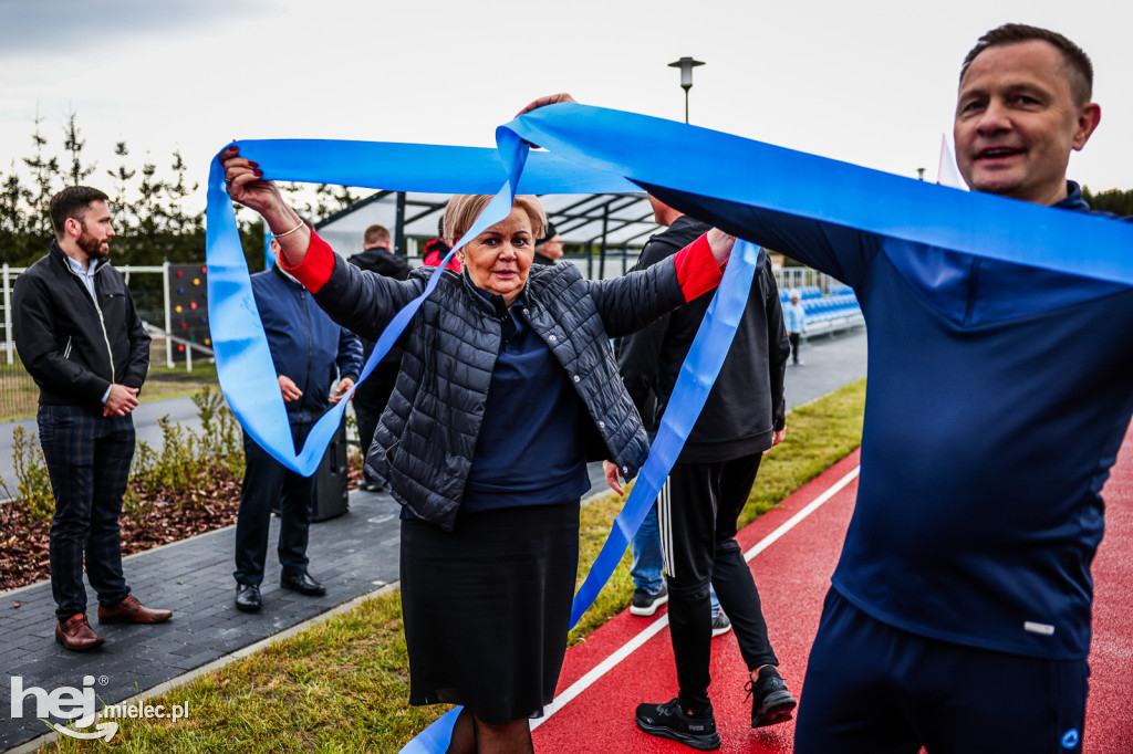 Nowy kompleks sportowy w Dobryninie oficjalnie otwarty