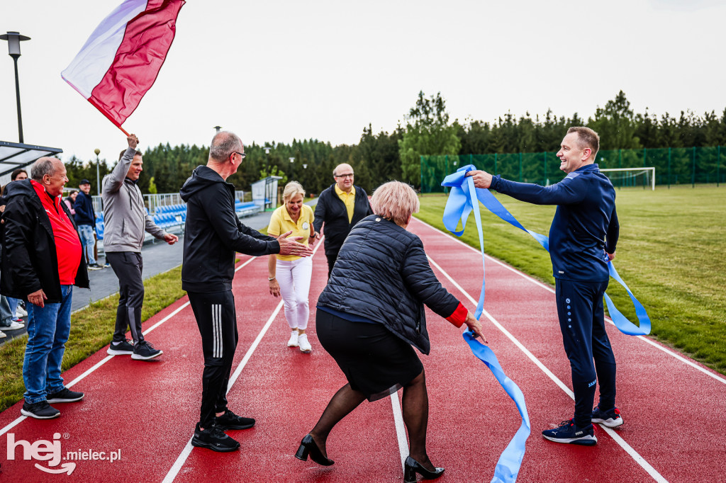 Nowy kompleks sportowy w Dobryninie oficjalnie otwarty