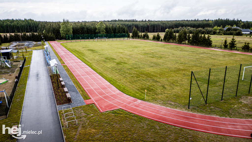 Nowy kompleks sportowy w Dobryninie oficjalnie otwarty