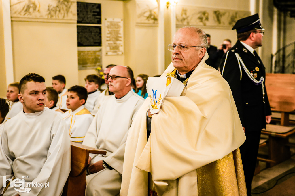 Tysiące wiernych w procesji przebłagalnej po profanacji