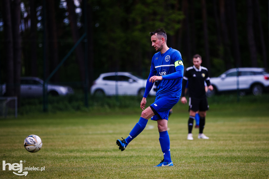 Smoczanka Mielec - Czarni Trześń