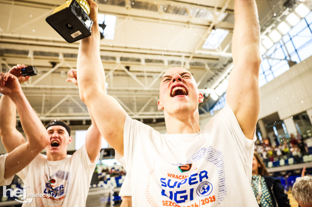Feta z okazji awansu Handball Stali Mielec do ekstraklasy