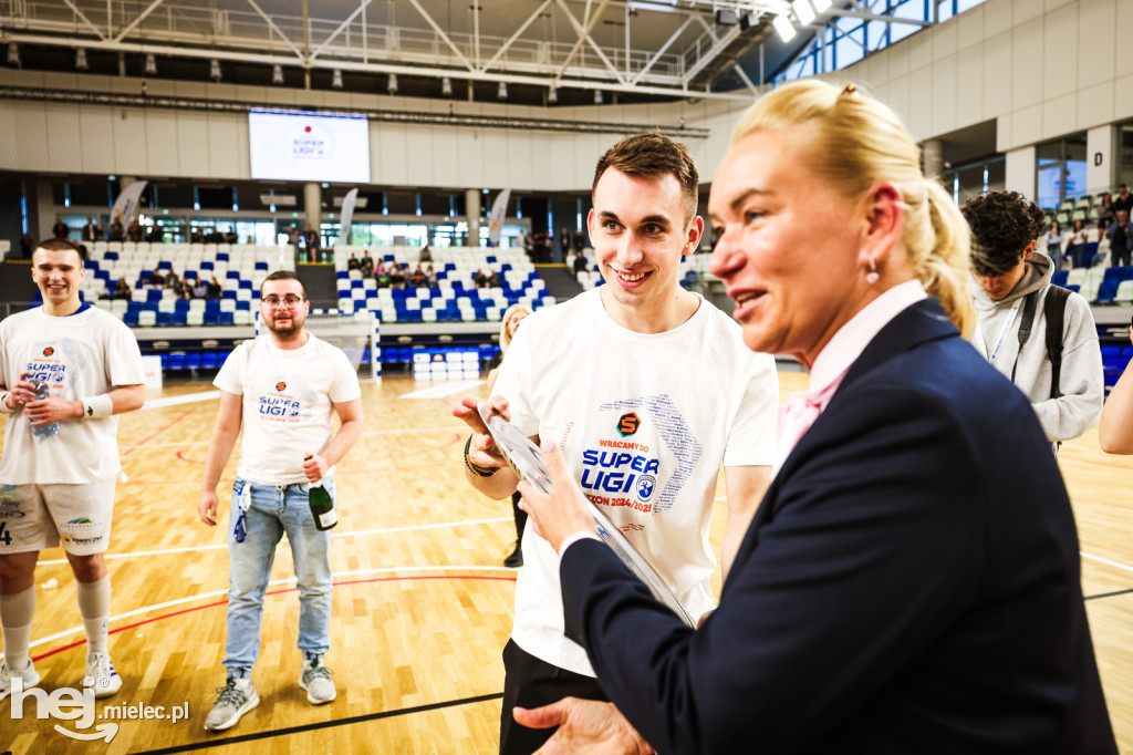 Feta z okazji awansu Handball Stali Mielec do ekstraklasy