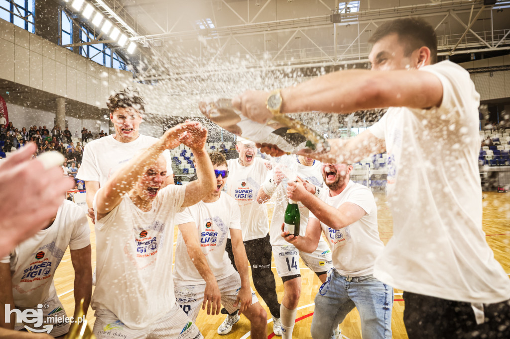 Feta z okazji awansu Handball Stali Mielec do ekstraklasy