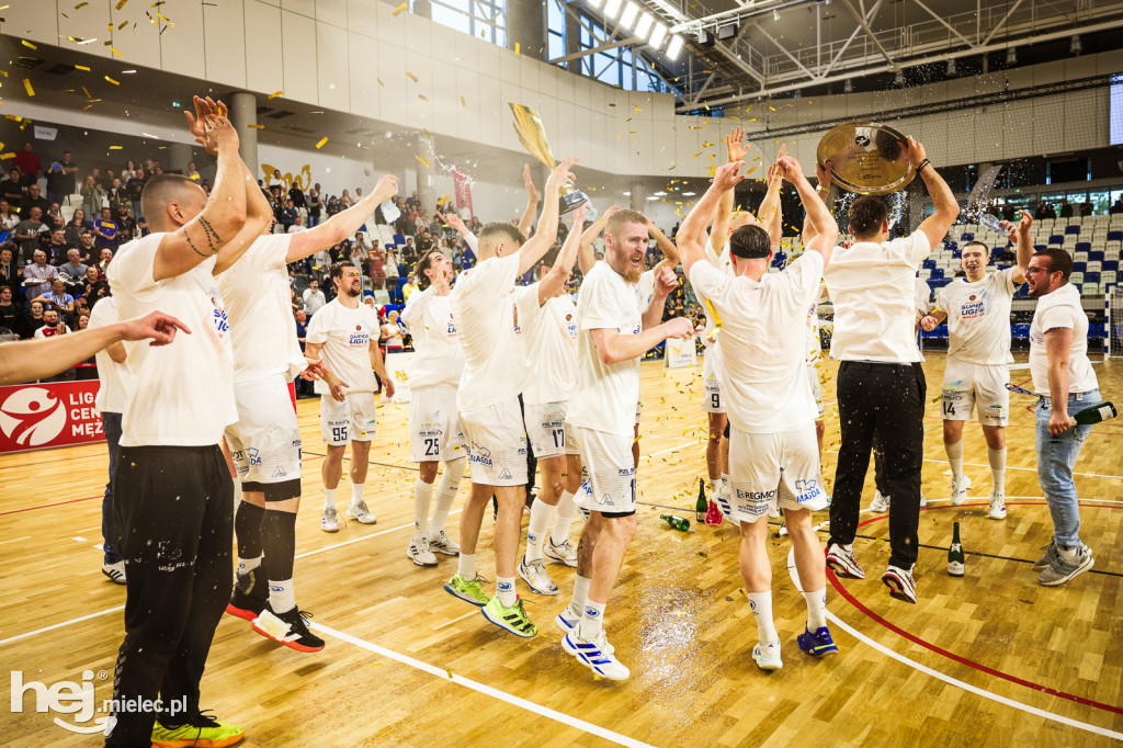 Feta z okazji awansu Handball Stali Mielec do ekstraklasy