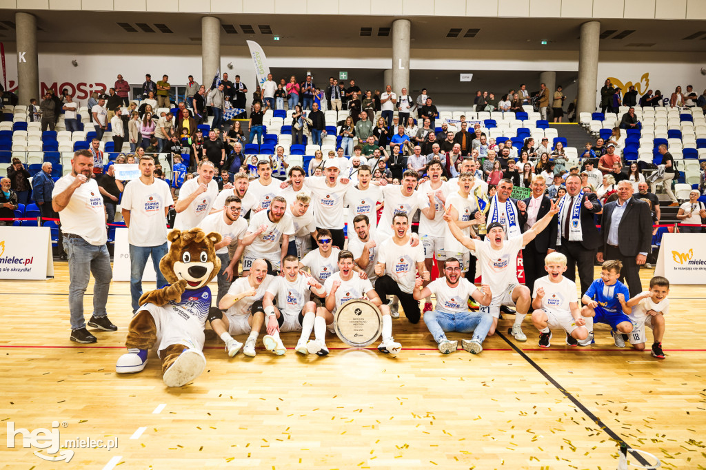 Feta z okazji awansu Handball Stali Mielec do ekstraklasy