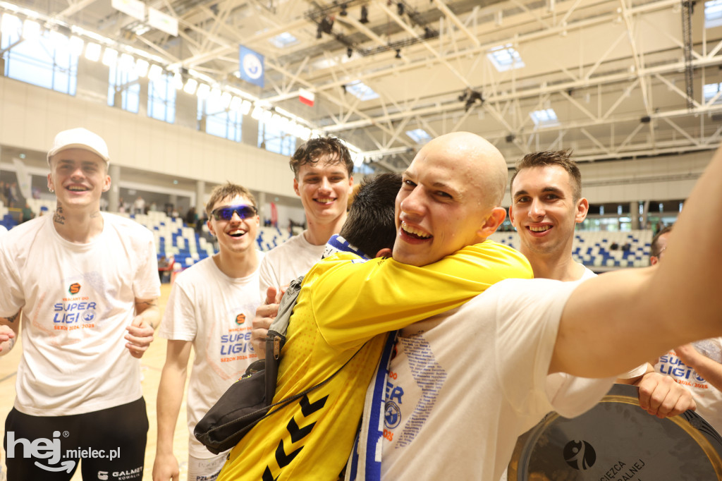 Feta z okazji awansu Handball Stali Mielec do ekstraklasy