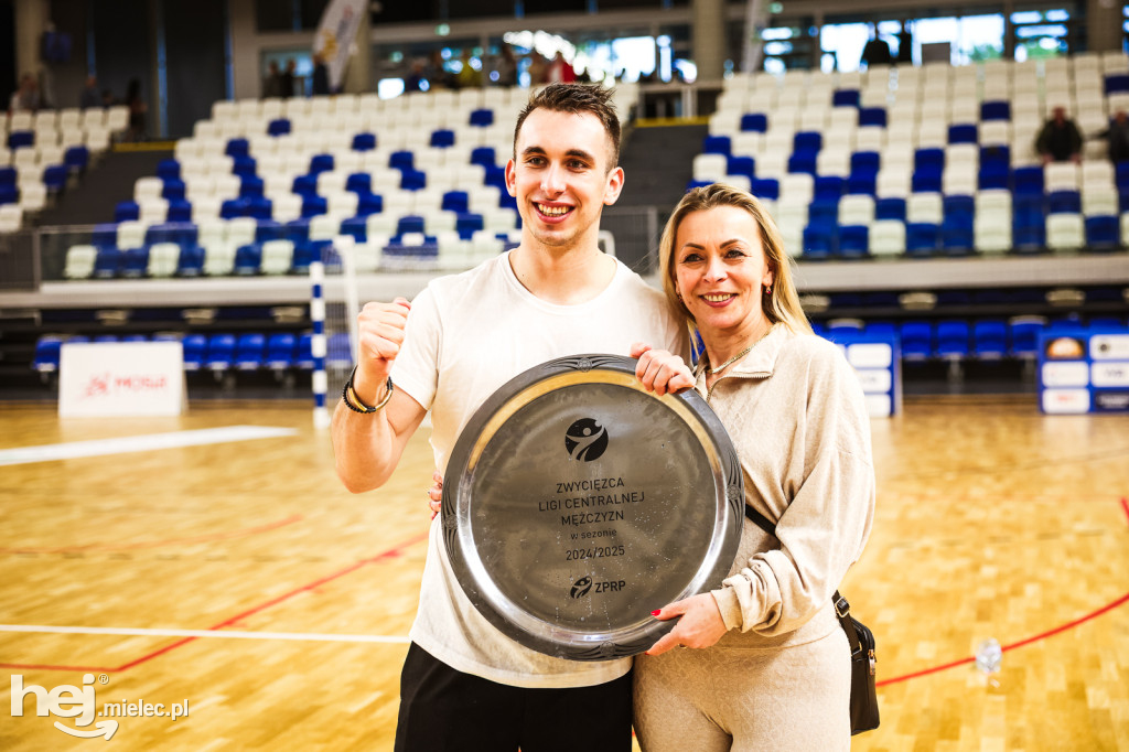 Feta z okazji awansu Handball Stali Mielec do ekstraklasy