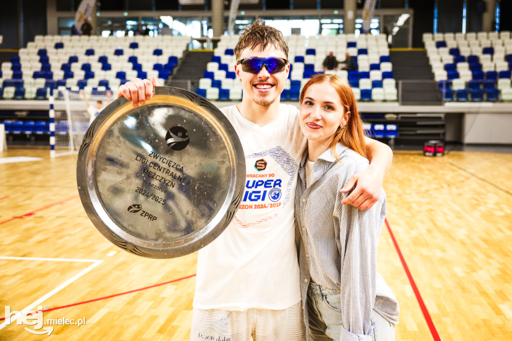Feta z okazji awansu Handball Stali Mielec do ekstraklasy