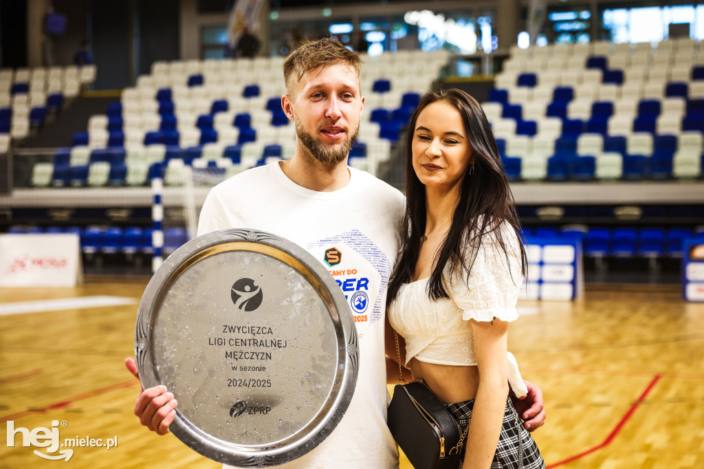 Feta z okazji awansu Handball Stali Mielec do ekstraklasy