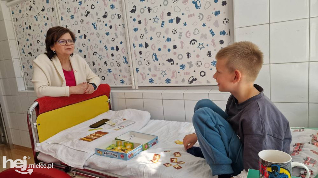 Minister Zdrowia odwiedziła szpital i pogotowie