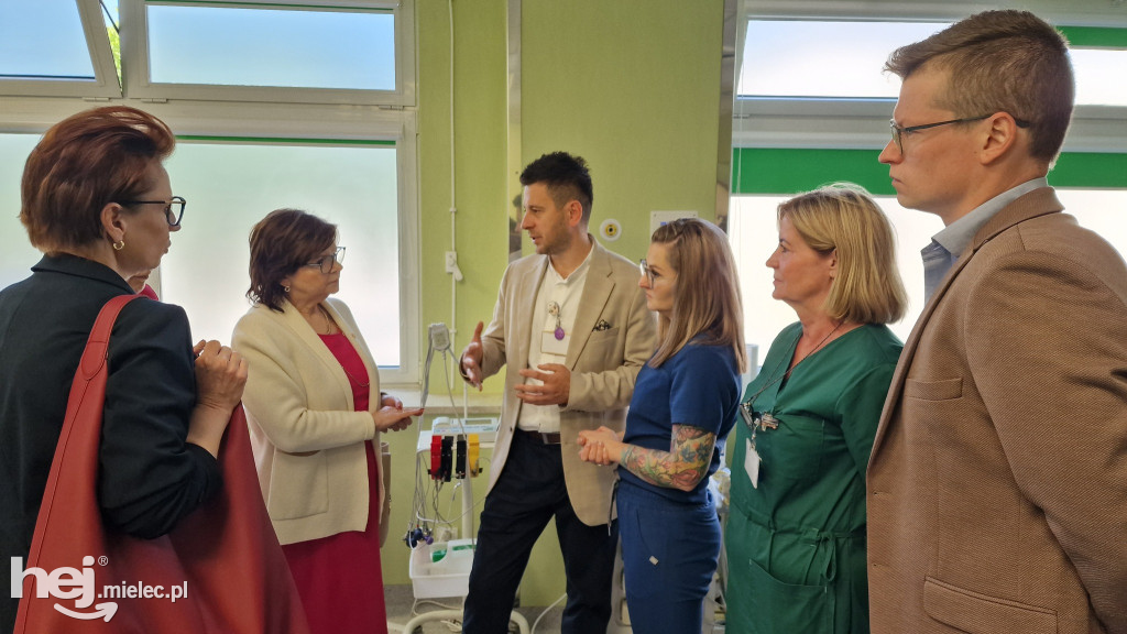 Minister Zdrowia odwiedziła szpital i pogotowie