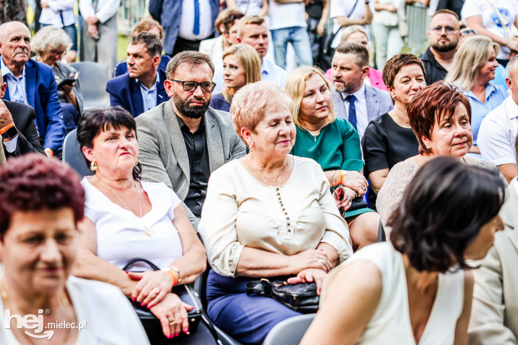 15-lecie odzyskania praw miejskich Przecławia - ROZPOCZĘCIE