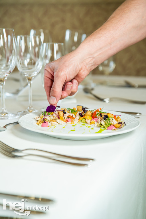 Restauracja w zabytkowym Zamku Przecław - staropolska kuchnia w nowoczesnym wydaniu