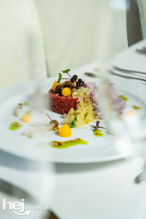 Restauracja w zabytkowym Zamku Przecław - staropolska kuchnia w nowoczesnym wydaniu