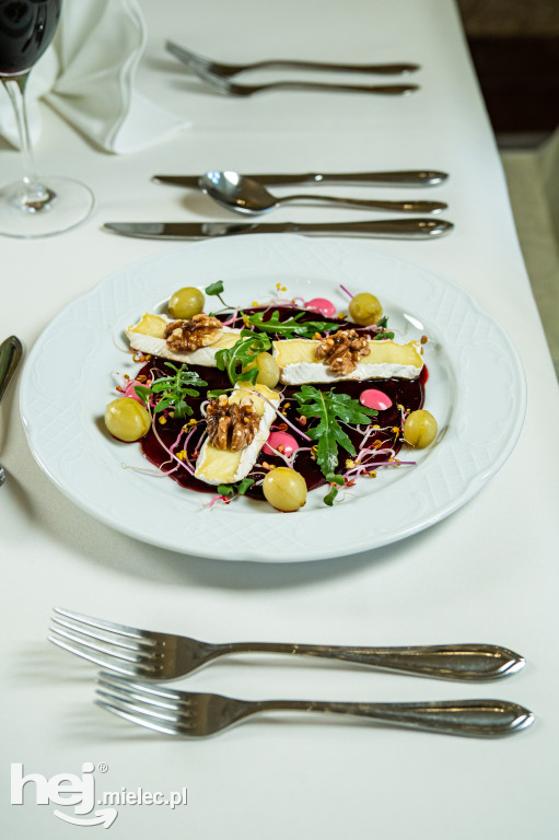 Restauracja w zabytkowym Zamku Przecław - staropolska kuchnia w nowoczesnym wydaniu