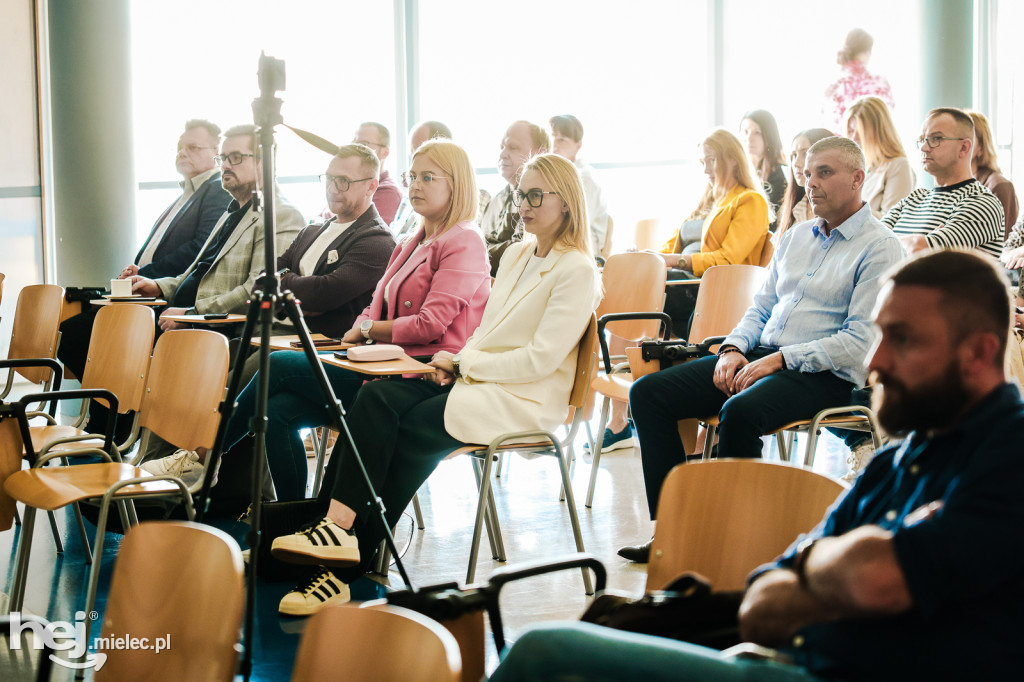 Konferencja OZE dla firm zorganizowana przez Agencję MARR