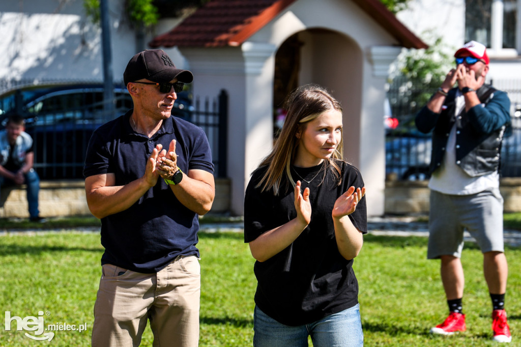 XX Festyn Parafialny na Osiedlu Rzochów