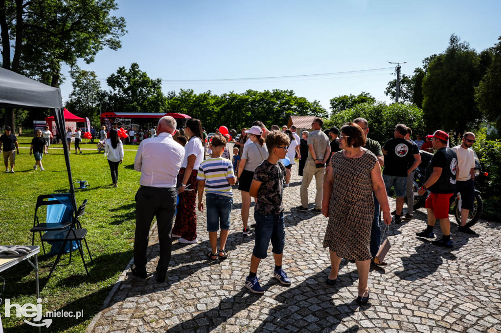 XX Festyn Parafialny na Osiedlu Rzochów