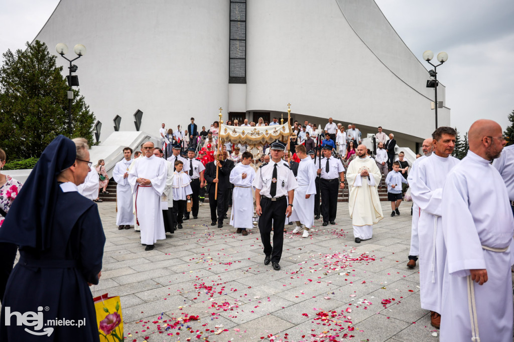 Procesja Bożego Ciała w parafii Ducha Św.