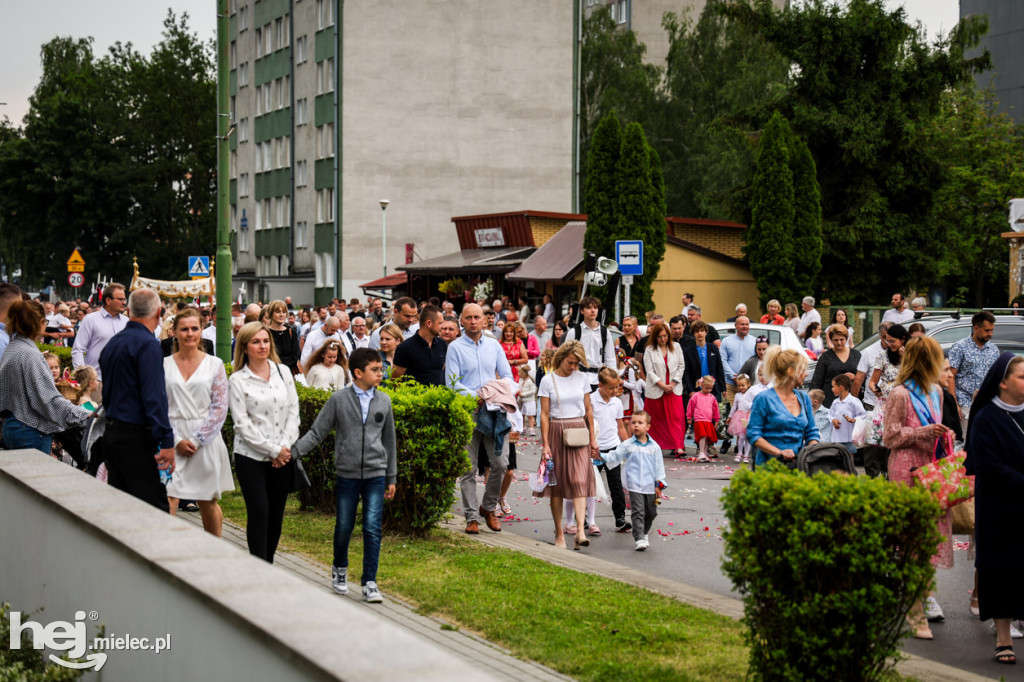 Procesja Bożego Ciała w parafii Ducha Św.