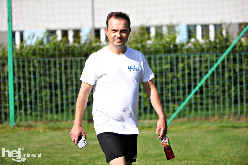 Turniej Gwiazd Podkarpackiej Piłki Nożnej z okazji 50-lecia MOSiR Mielec