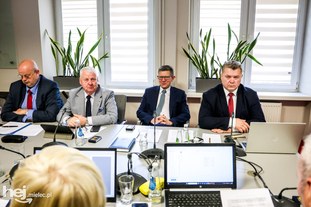 Sesja absolutoryjna Rady Powiatu - 23 czerwca 2025